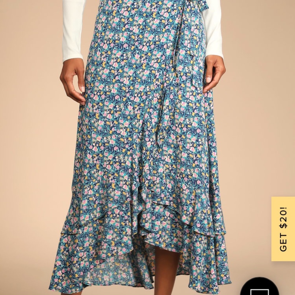 NWT Lulu blue wrap skirt (size small)